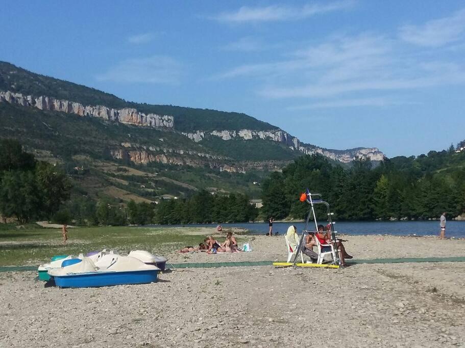 Les Bambous - Rez De Jardin Millau Centre - Parking Privatif, Wifi Lejlighed Eksteriør billede