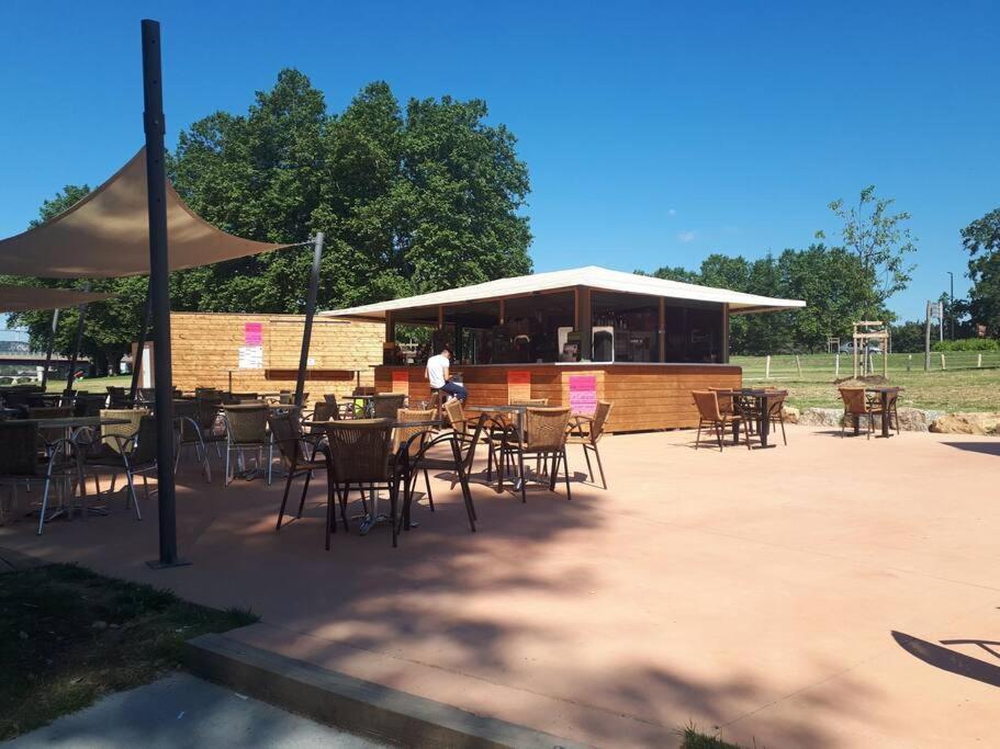 Les Bambous - Rez De Jardin Millau Centre - Parking Privatif, Wifi Lejlighed Eksteriør billede
